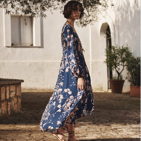 Borgo De Nor Blue and Cream Floral Dress - Picture 1 of 10
